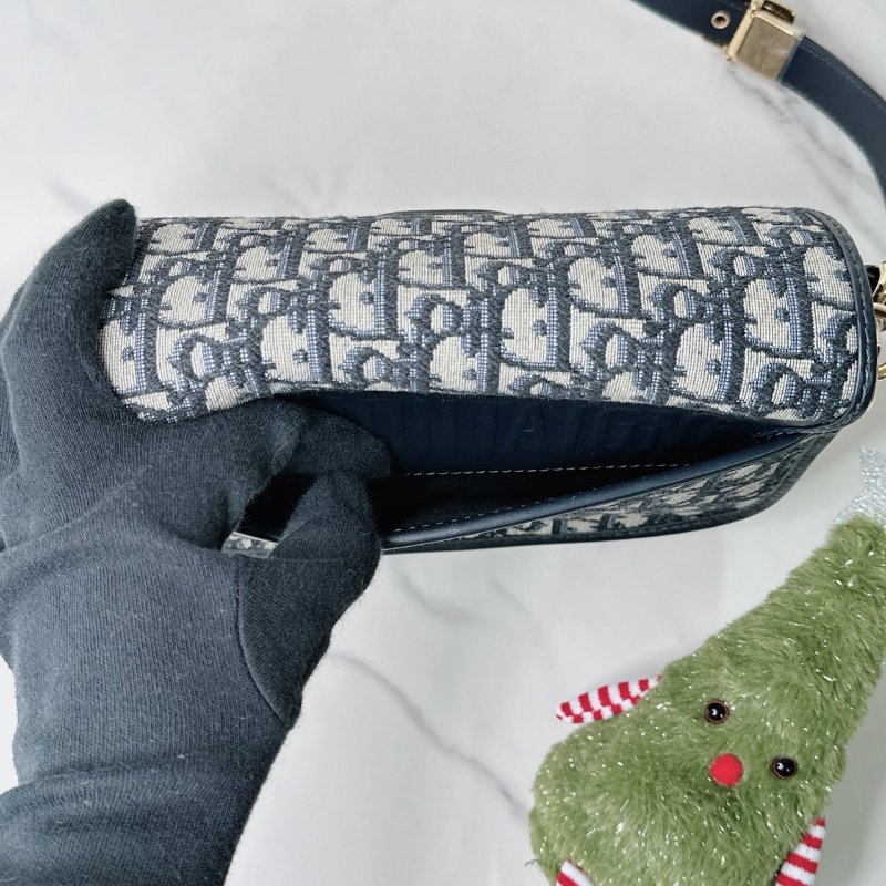 DIOR 中款Bobby包-4