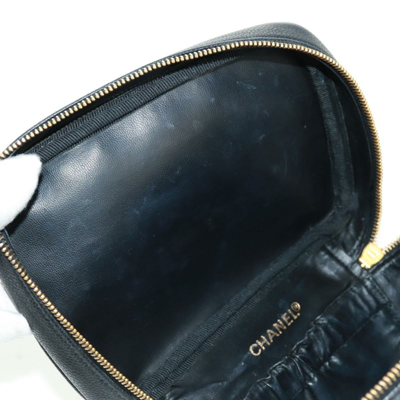 【日本直送】香奈兒魚子醬皮黑金CC標誌化妝包 Auth 157593V-7