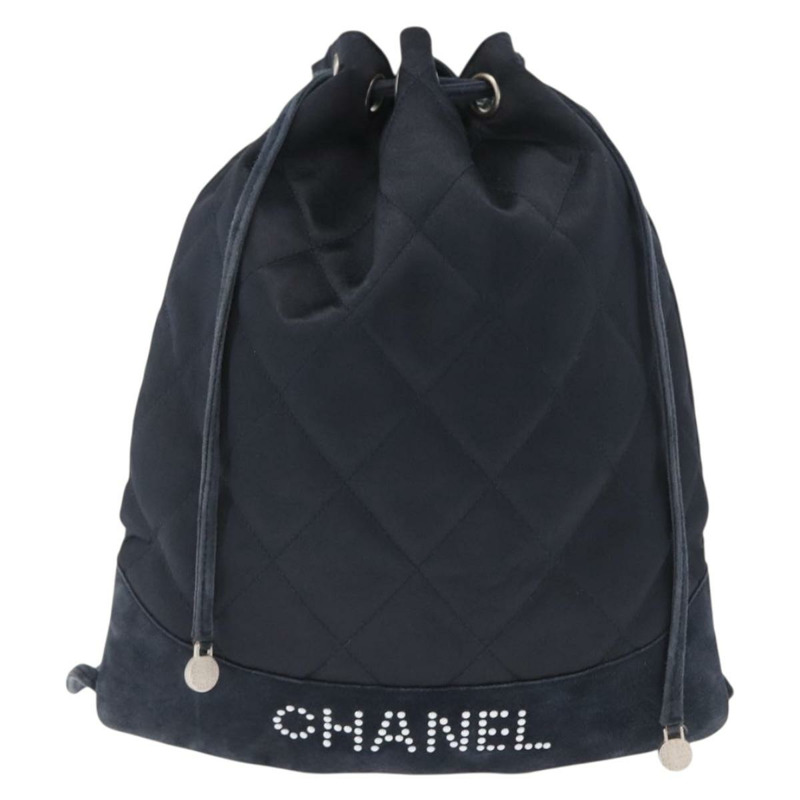 【日本直送】香奈兒 (CHANEL) 絎縫緞面海軍藍雙排扣背包,附CC標誌,貨號ka1497-12