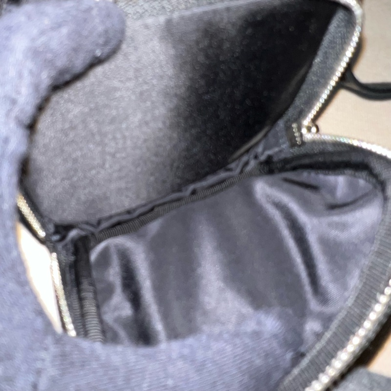 GUCCI Off the grid 斜背包 老花相機包(黑)-16