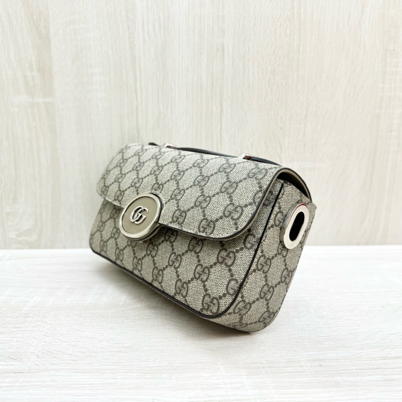 GUCCI原花棕牛皮Petite銀釦雙G橫版迷你郵差包739722-3