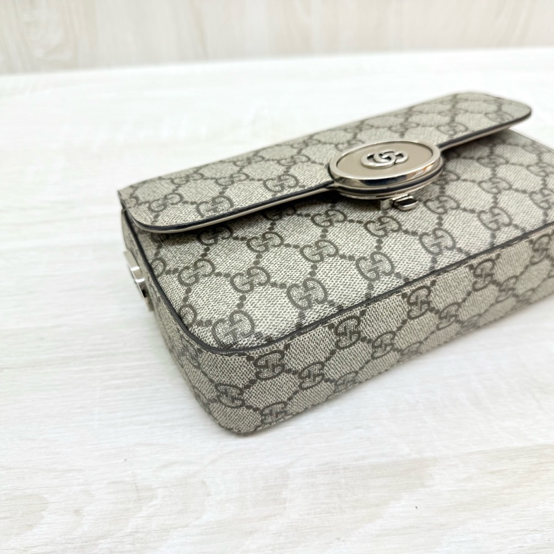 GUCCI原花棕牛皮Petite銀釦雙G橫版迷你郵差包739722-5