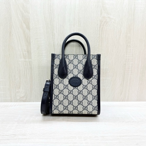 GUCCI原花拼深藍色牛皮INTERLOCKING GG琴譜包671623