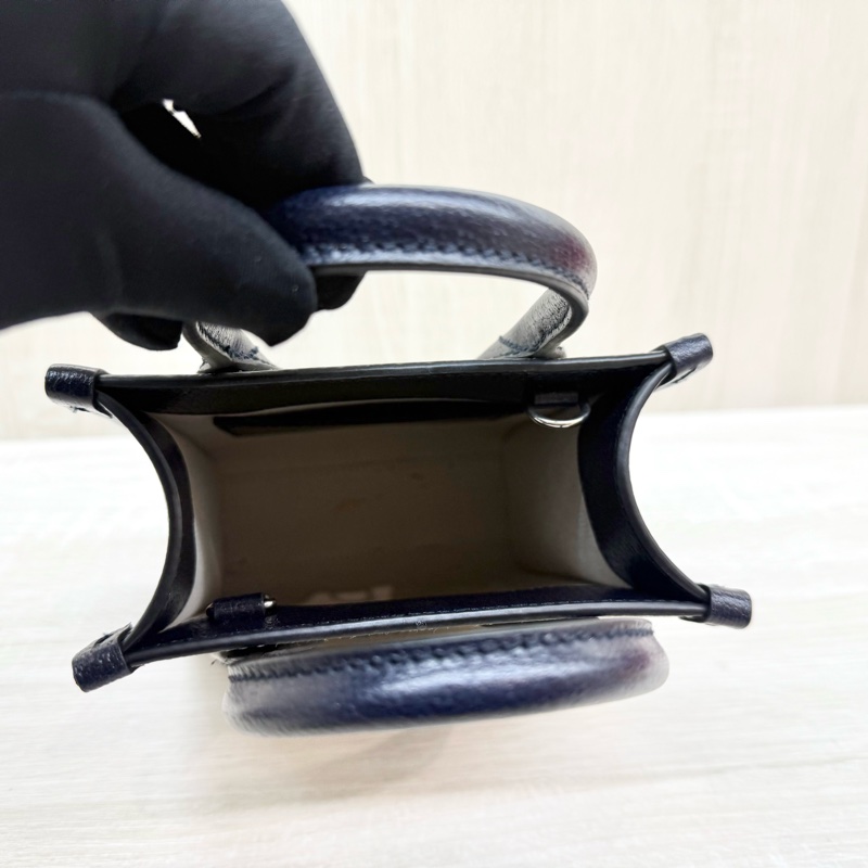 GUCCI原花拼深藍色牛皮INTERLOCKING GG琴譜包671623-5