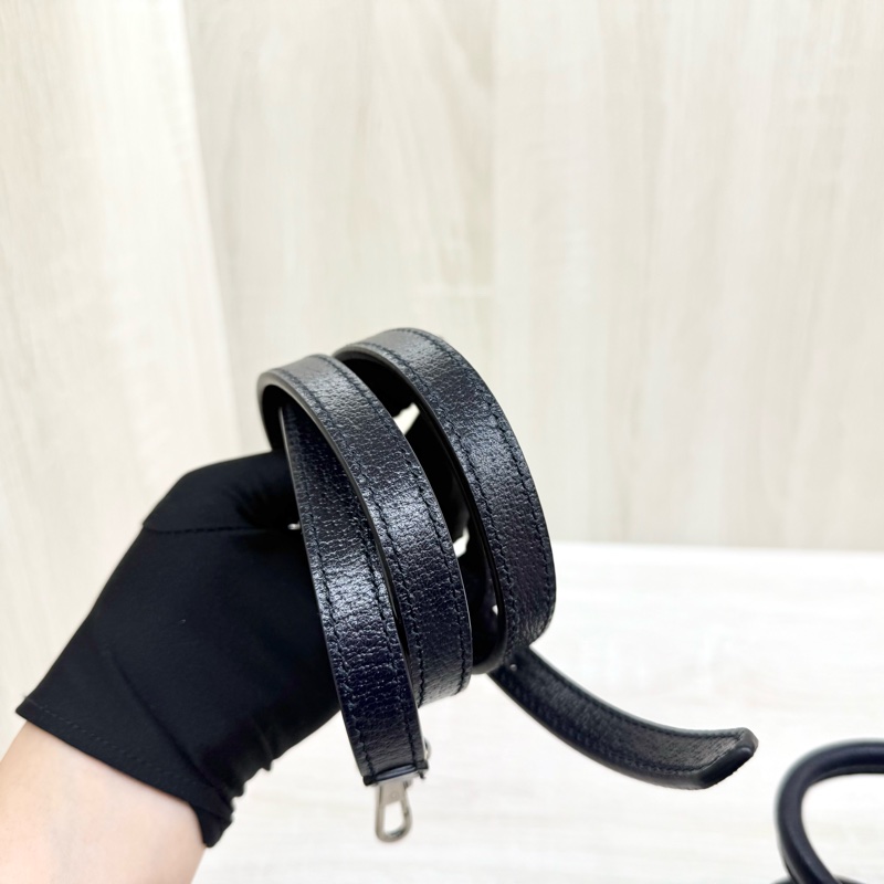 GUCCI原花拼深藍色牛皮INTERLOCKING GG琴譜包671623-7