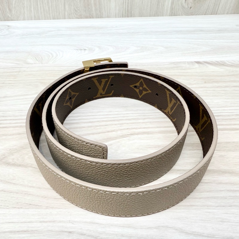 LV 原花Initiales 30毫米雙面皮帶M0696W-9