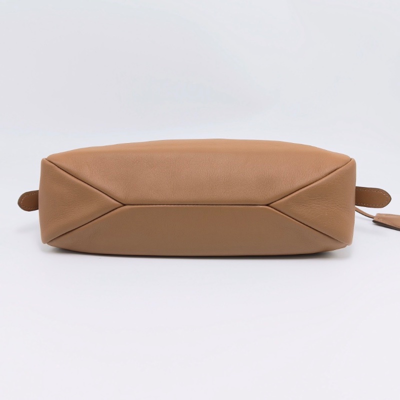 PRADA 焦糖色扣 Aimee中號肩背腋下hobo包 30*18*9 全新閒置配件塵袋-4