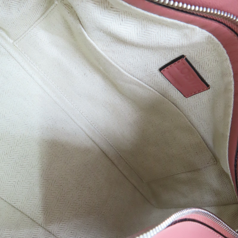 粉色 牛皮 Puzzle Hobo 肩背包【LOEWE 羅威】 A510.J67.X01-4