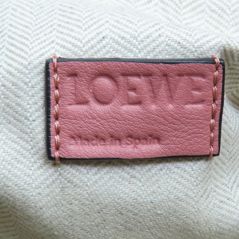 粉色 牛皮 Puzzle Hobo 肩背包【LOEWE 羅威】 A510.J67.X01-8