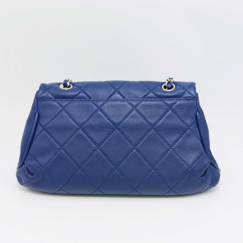 CHANEL 藍銀菱格紋手提肩背南瓜包31*16*9 98新配件盒子塵袋保卡-6