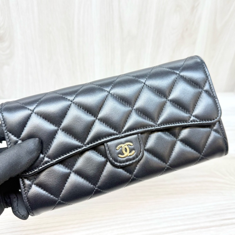 CHANEL黑色金釦羊皮COCO下蓋長夾AP0241-9