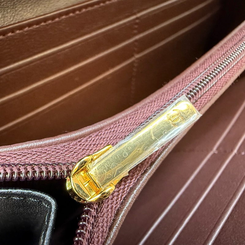 CHANEL黑色金釦羊皮COCO下蓋長夾AP0241-19