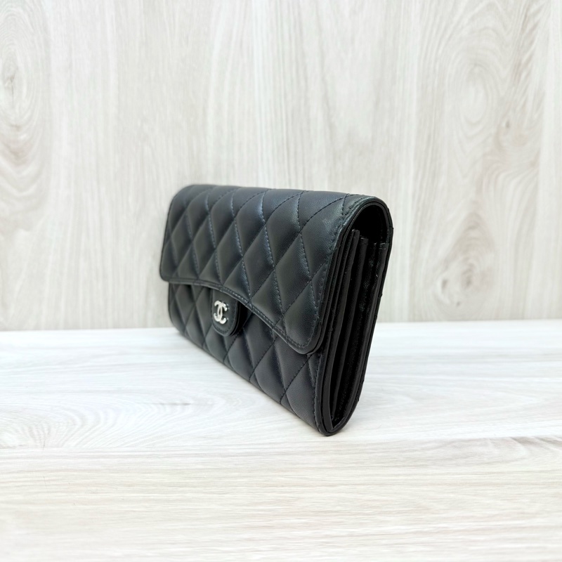 CHANEL黑色銀釦羊皮COCO下蓋長夾AP0241-2