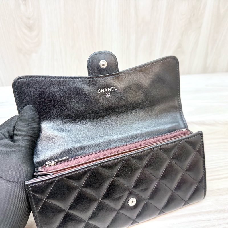 CHANEL黑色銀釦羊皮COCO下蓋長夾AP0241-12