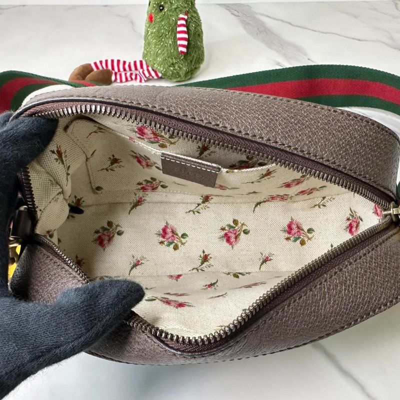 GUCCI Supreme虎頭相機側背包-4