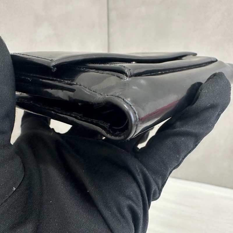 Gucci 黑色漆皮零錢袋短夾-6