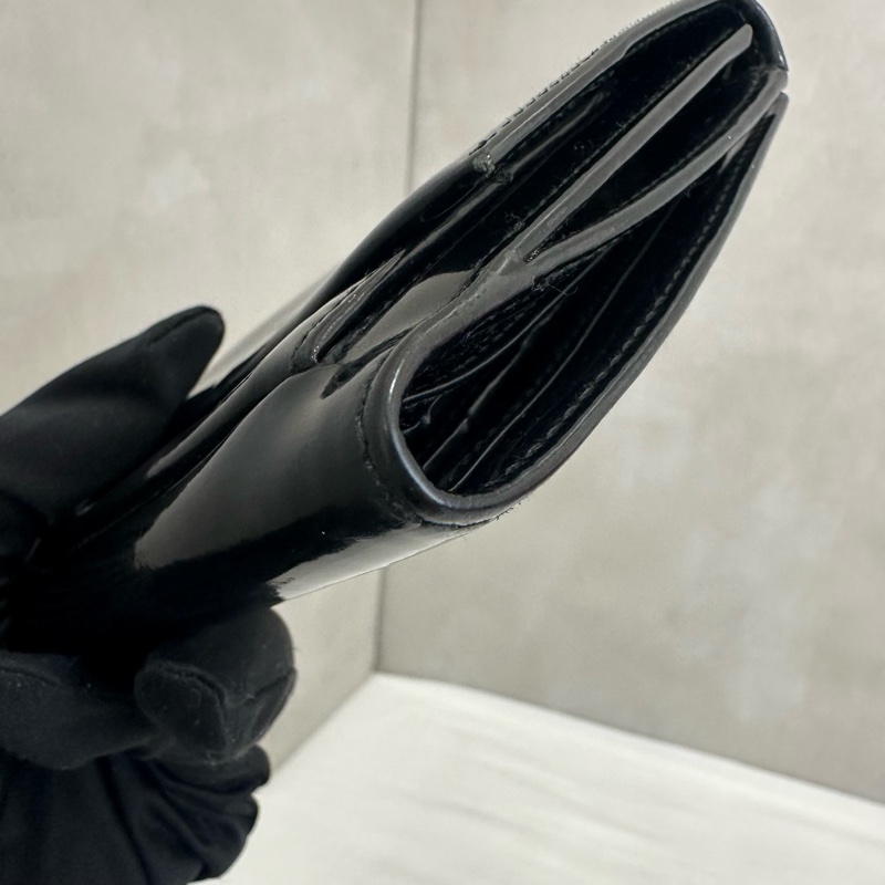 Gucci 黑色漆皮零錢袋短夾-7