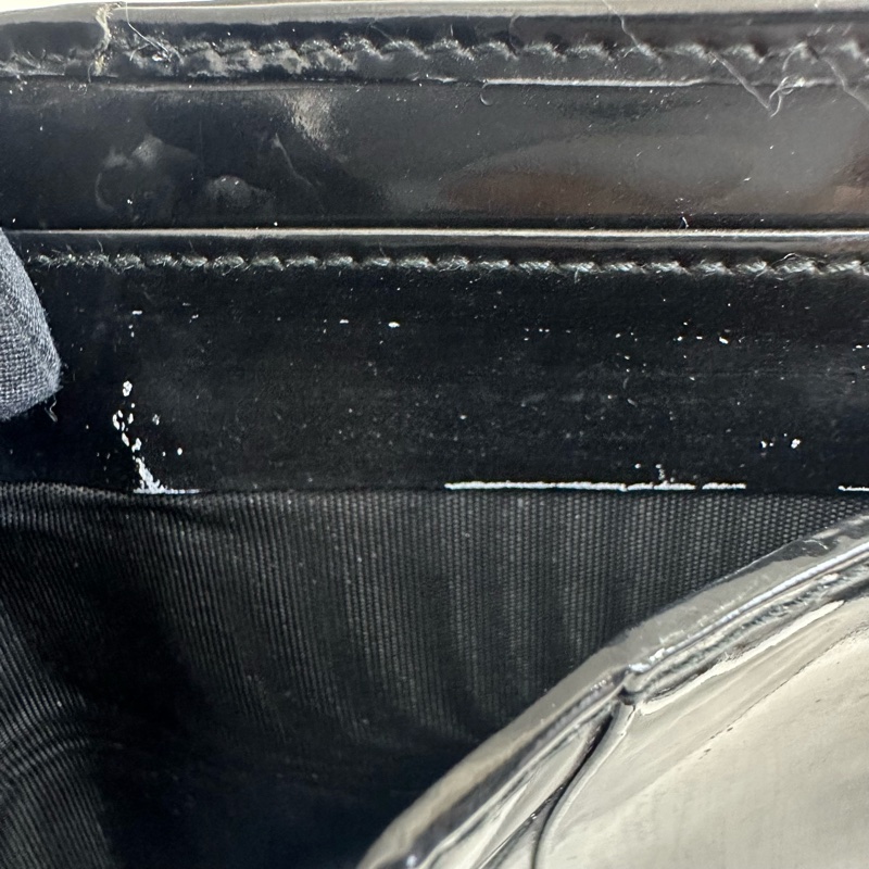 Gucci 黑色漆皮零錢袋短夾-17