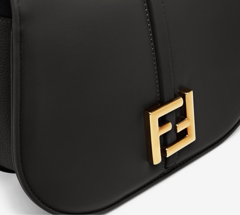 Fendi 女士 中號磁性扣斜挎包均碼碼中號、25cm*7cm*20cm-2