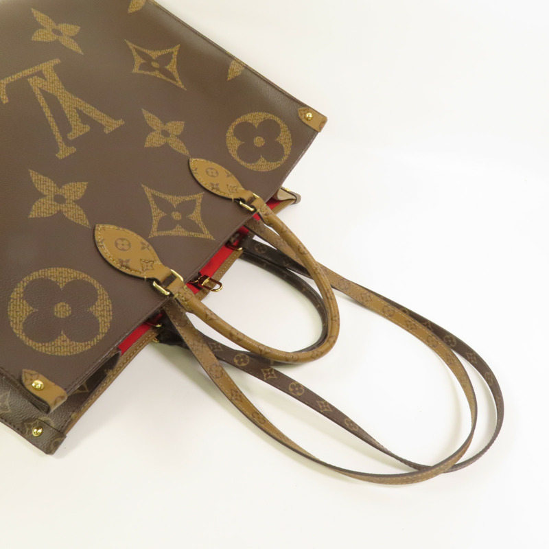 LOUIS VUITTON Monogram Giant OnTheGo GM金扣手挽肩背兩用袋-4