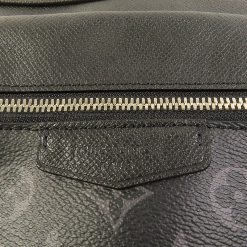 LOUIS VUITTON Monogram Eclipse Outdoor Messenger銀扣肩背袋-6