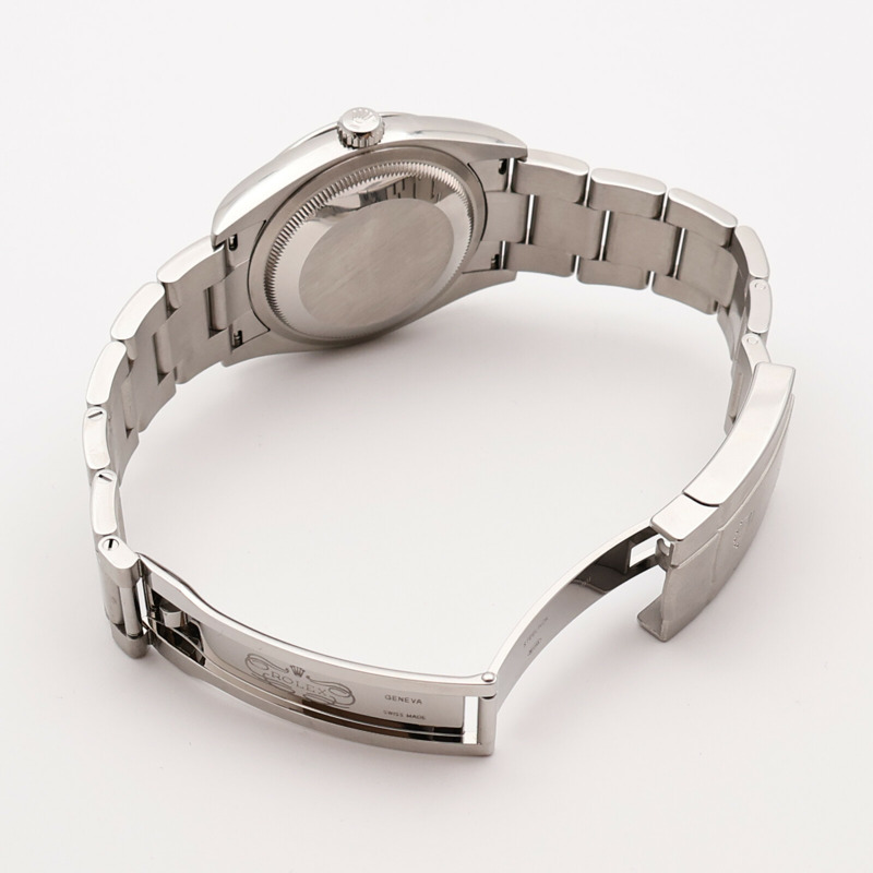 ROLEX Oyster Perpetual 126000-11