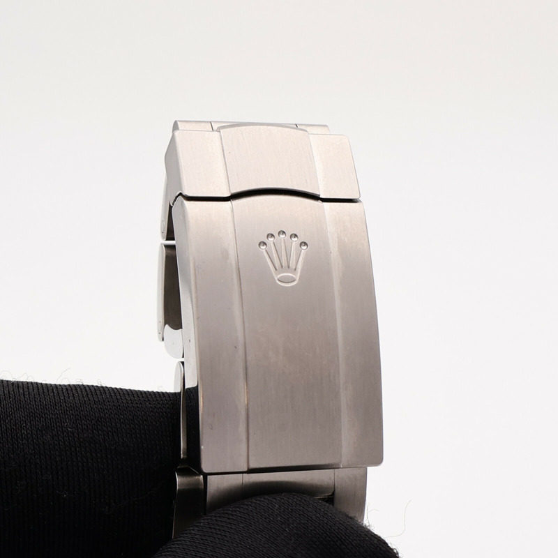 ROLEX Oyster Perpetual 126000-16