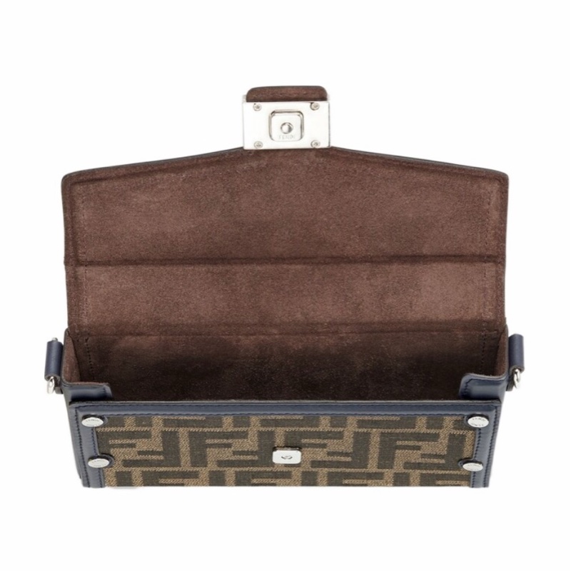 Fendi 男士 迷你 Baguette Soft Trunk單肩包均碼碼18cm*3cm*10.5cm-1