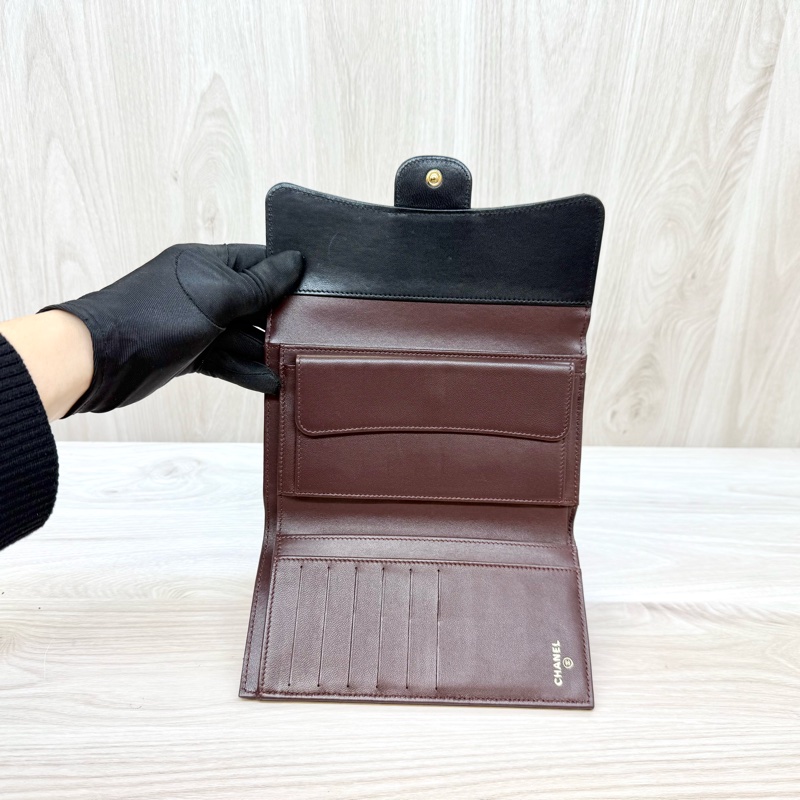 Chanel黑金羊皮三折長夾-7
