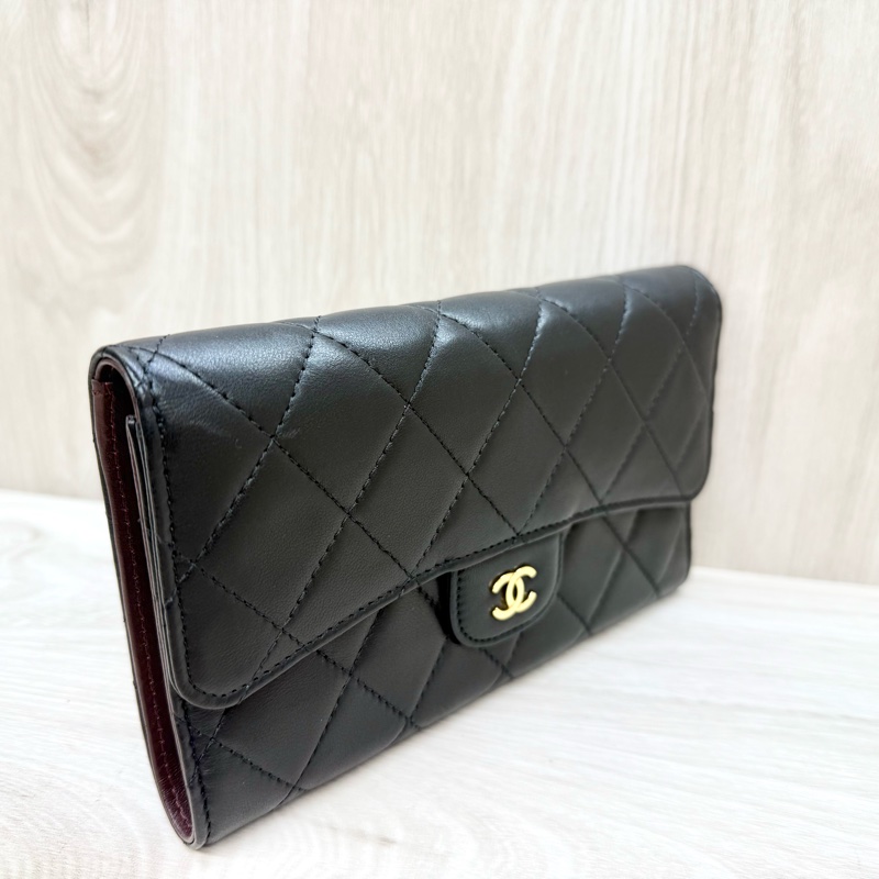 Chanel黑金羊皮三折長夾-8