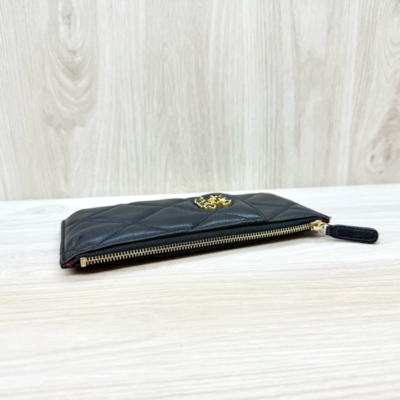 CHANEL皮夾黑羊皮19系列一字拉鍊卡夾包AP1182-2