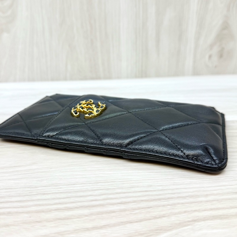 CHANEL皮夾黑羊皮19系列一字拉鍊卡夾包AP1182-7