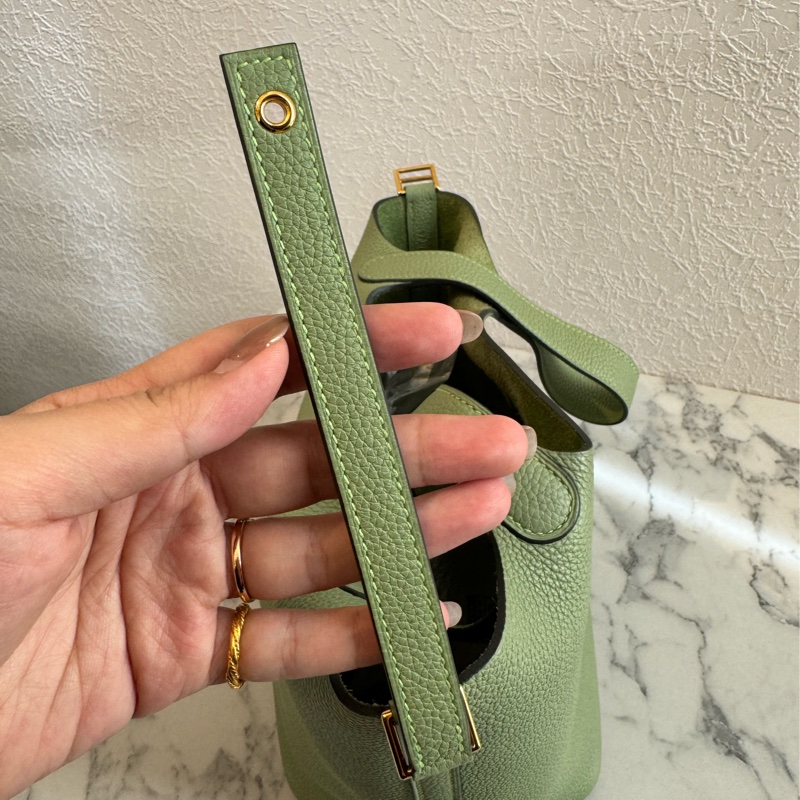 Hermes牛油果綠金釦picotin18 超好看超顯白-15