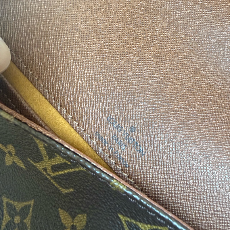 ✔️ LV Louis Vuitton 路易威登 MonogramM51257 橫式王菲包/肩背包-22