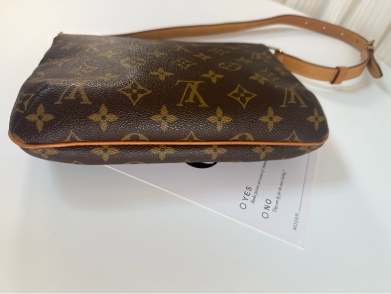 ✔️ LV Louis Vuitton 路易威登 MonogramM51257 橫式王菲包/肩背包-27