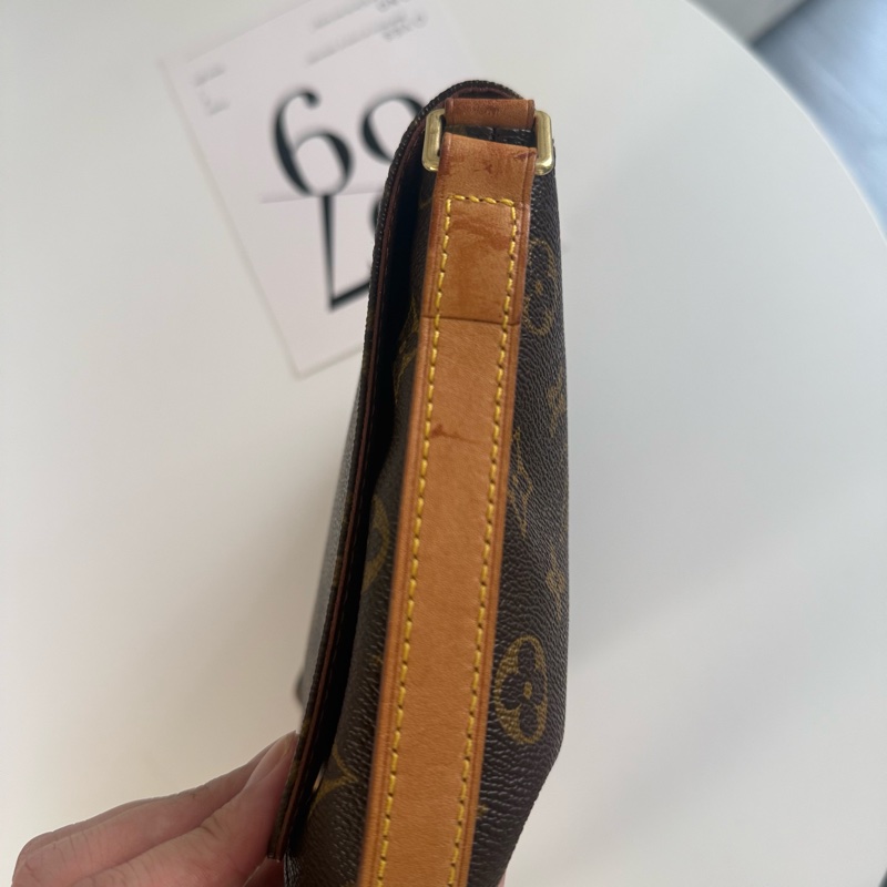 ✔️ LV Louis Vuitton 路易威登 MonogramM51257 橫式王菲包/肩背包-39