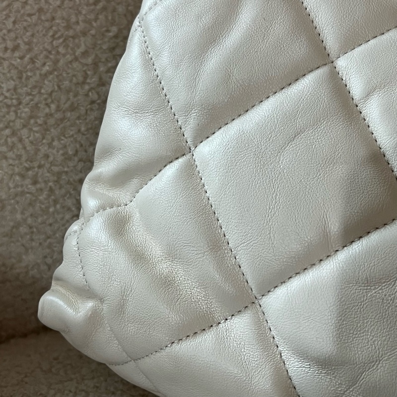 Chanel 22b hobo 鏈條包(白金)-3