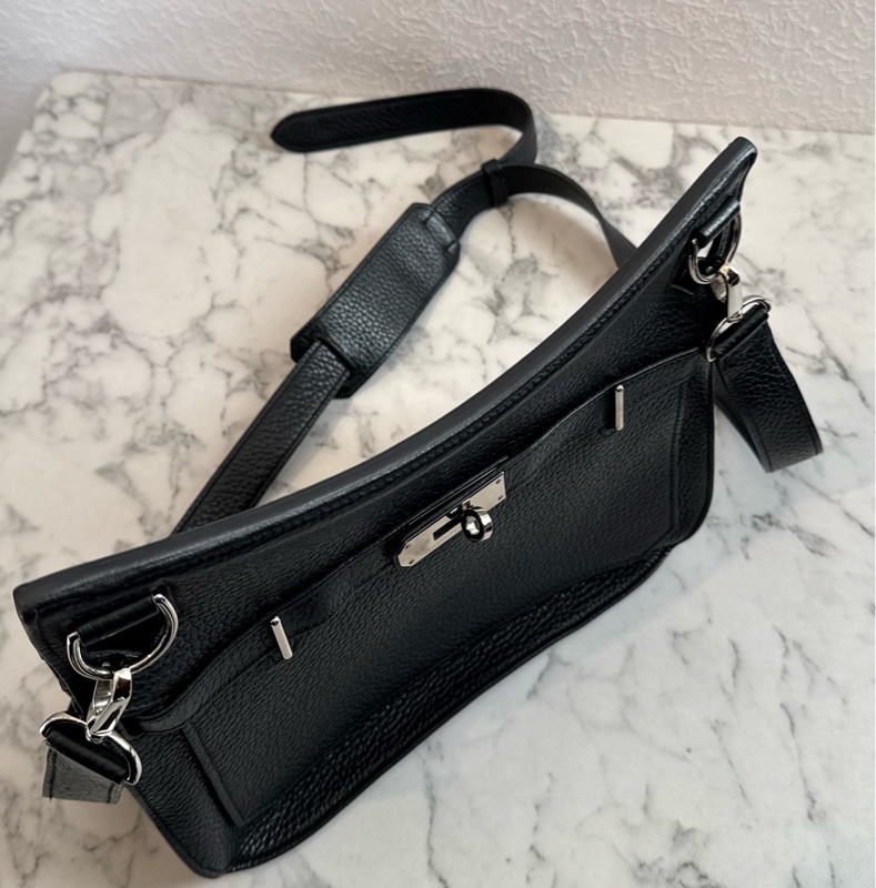 Hermes黑色銀釦吉普賽28 最顯年輕的配色✨-1