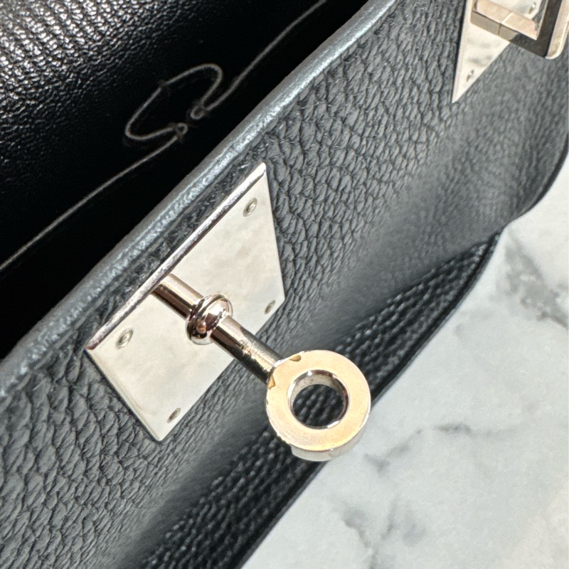 Hermes黑色銀釦吉普賽28 最顯年輕的配色✨-35