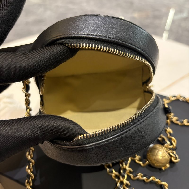*SHIHNA名牌精品* CHANEL AP1449 黑金 MINI COCO 金球圓餅包 保卡款-8