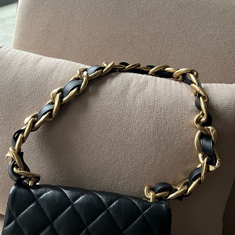 CHANEL 23P 羊皮粗鍊單肩包 粗鏈條腋下包- 黑金-3