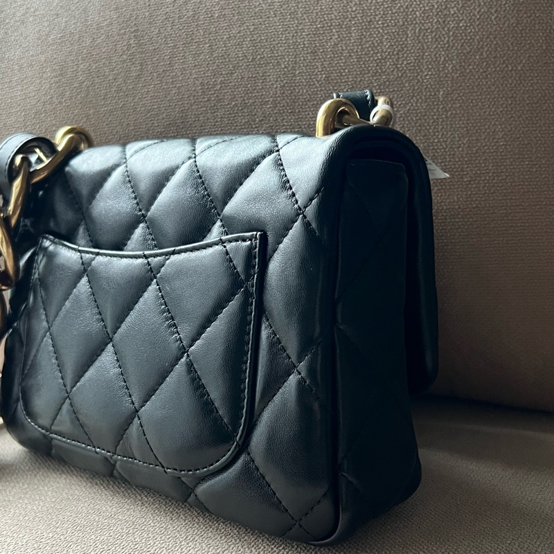 CHANEL 23P 羊皮粗鍊單肩包 粗鏈條腋下包- 黑金-7