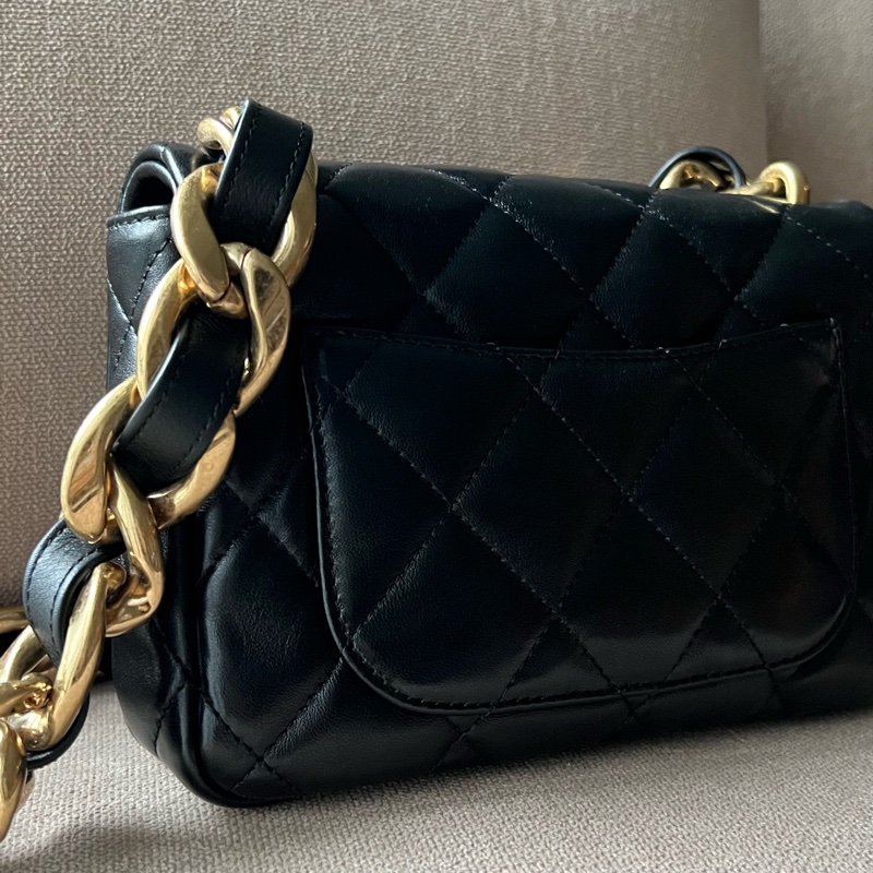 CHANEL 23P 羊皮粗鍊單肩包 粗鏈條腋下包- 黑金-18