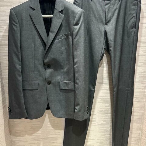 💎Han's house精品服飾💎GIVENCHY 紀梵希 西裝外套 加西裝褲 套裝