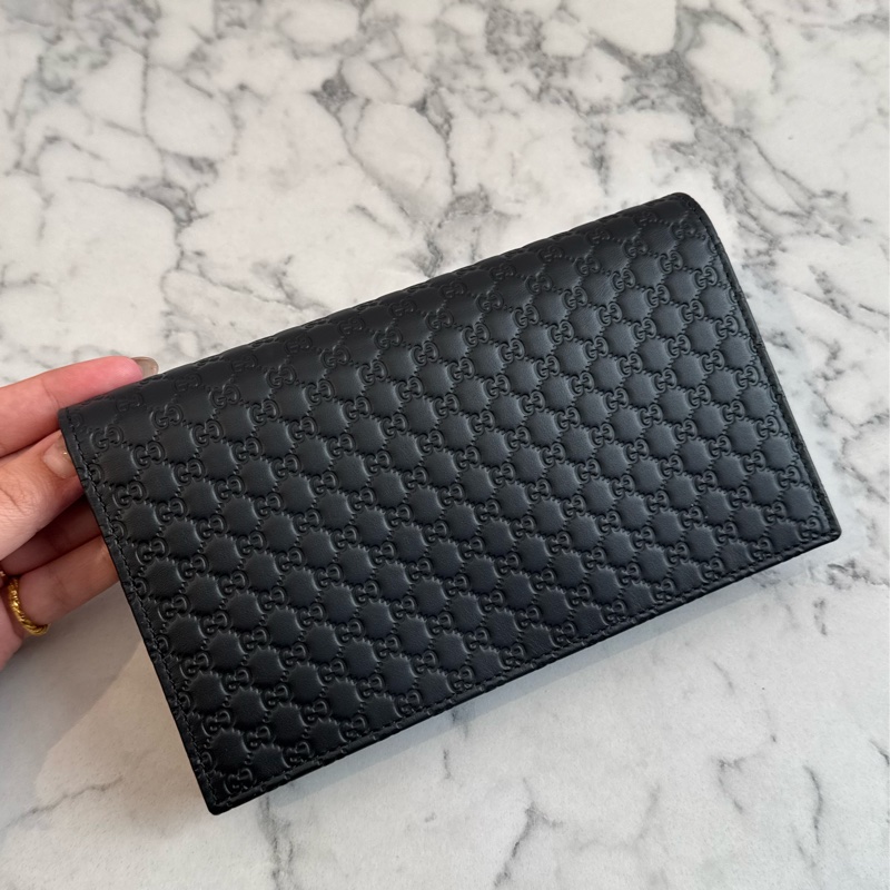 Gucci黑壓紋釦式手拿包/長夾/斜背包-2