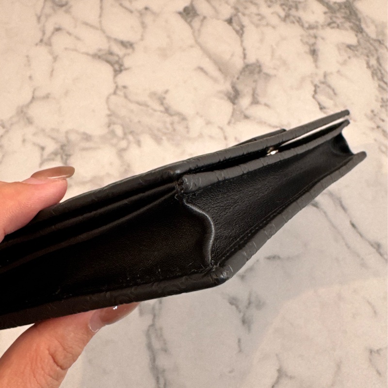 Gucci黑壓紋釦式手拿包/長夾/斜背包-6