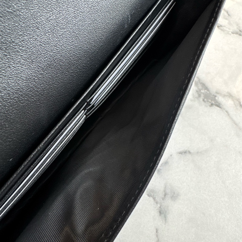 Gucci黑壓紋釦式手拿包/長夾/斜背包-20