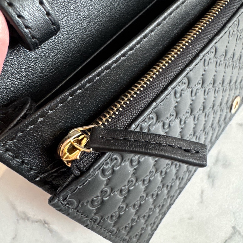 Gucci黑壓紋釦式手拿包/長夾/斜背包-24