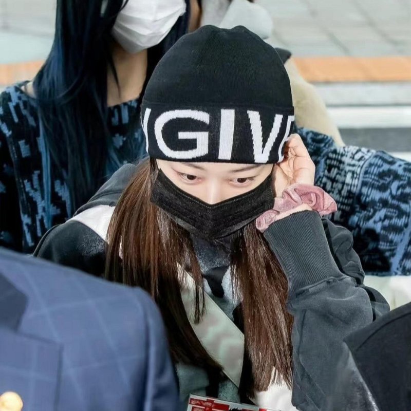 💎Han's house精品服飾💎GIVENCHY 紀梵希 毛帽 意大利製 現貨 原價13600-7