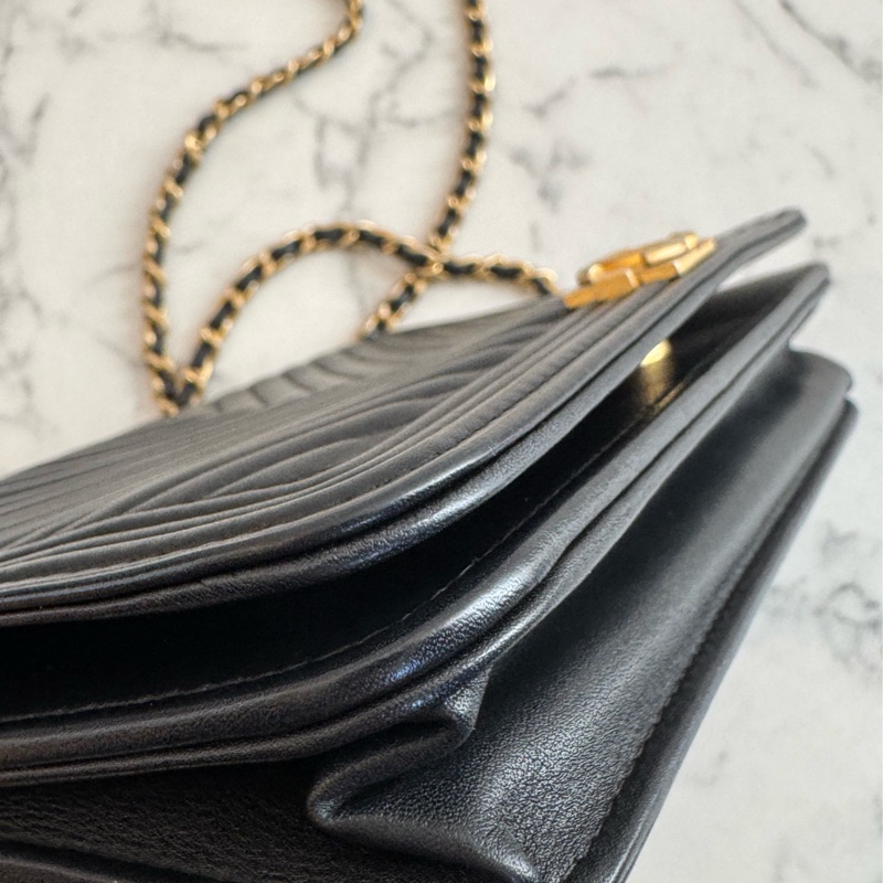 Chanel黑色山形紋金boy woc 必買🫶-7